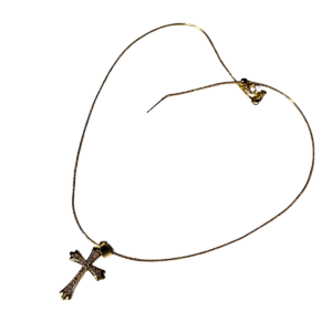 Collar con cruz